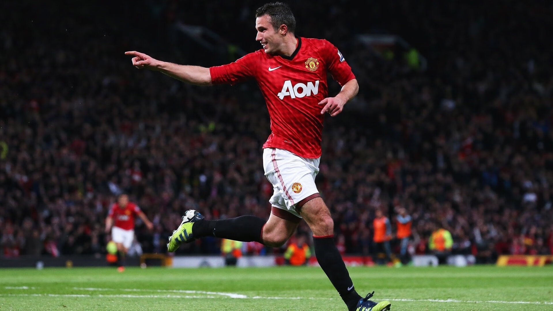 逆风飞扬:那些冲破困境的足球英雄,足球奋斗